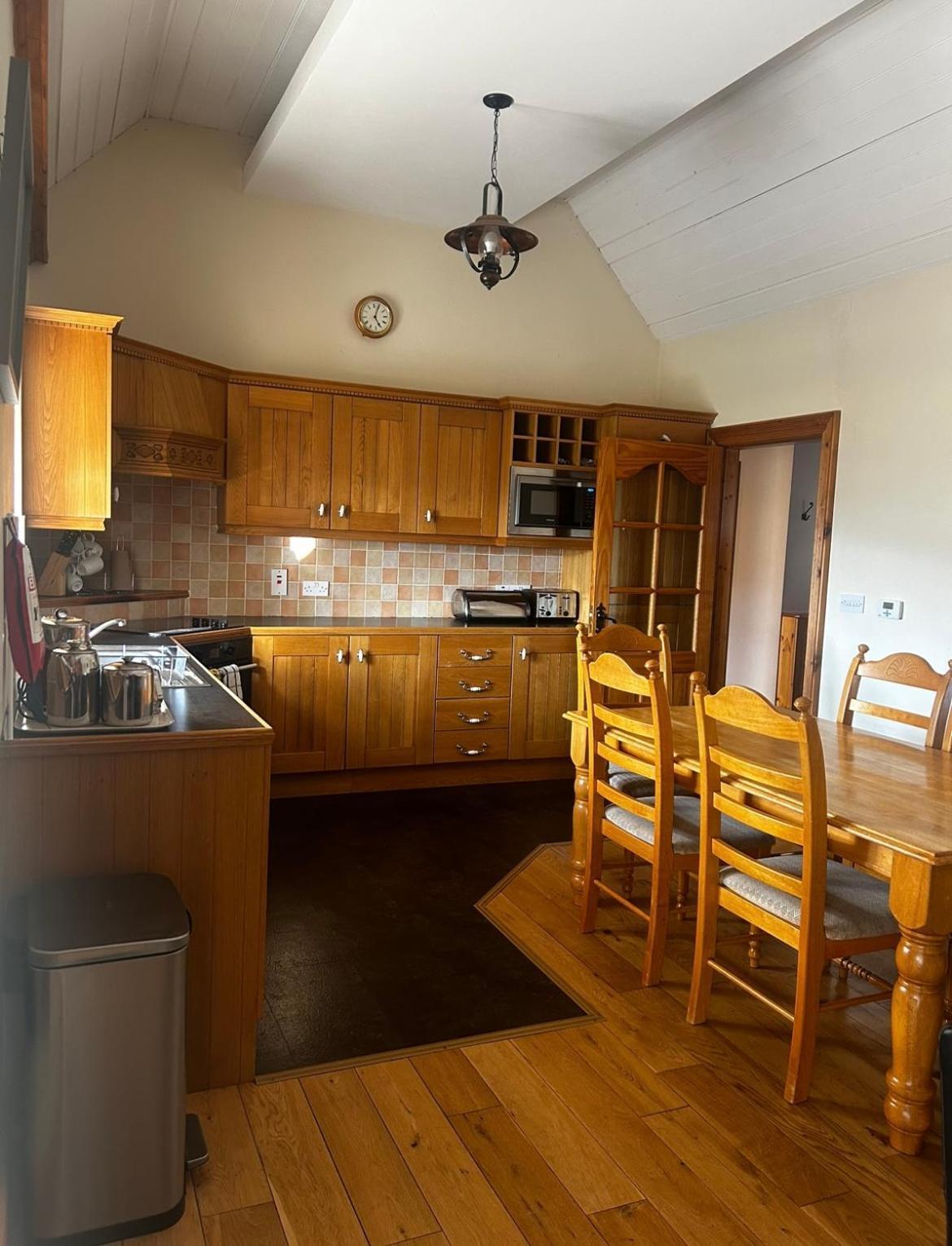 Yewwood Cottage 뉴리 외부 사진