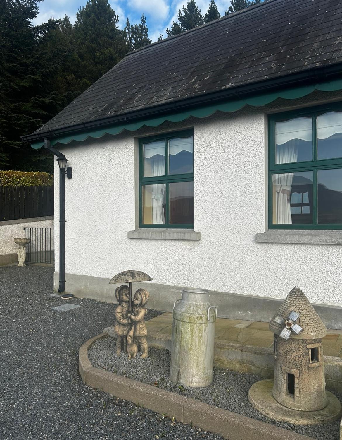 Yewwood Cottage 뉴리 외부 사진